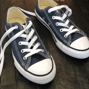 Little kids 13.5 Converse